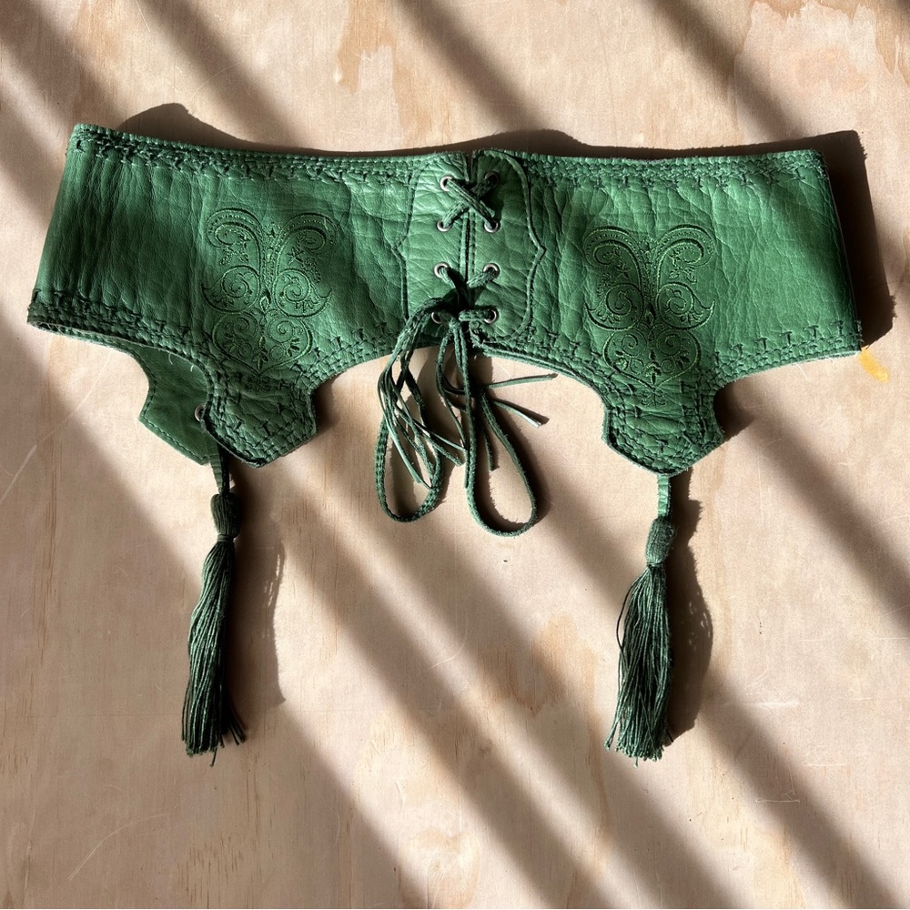 CHINE Collection Green Leather Corset Belt – Boho Festival Statement Piece